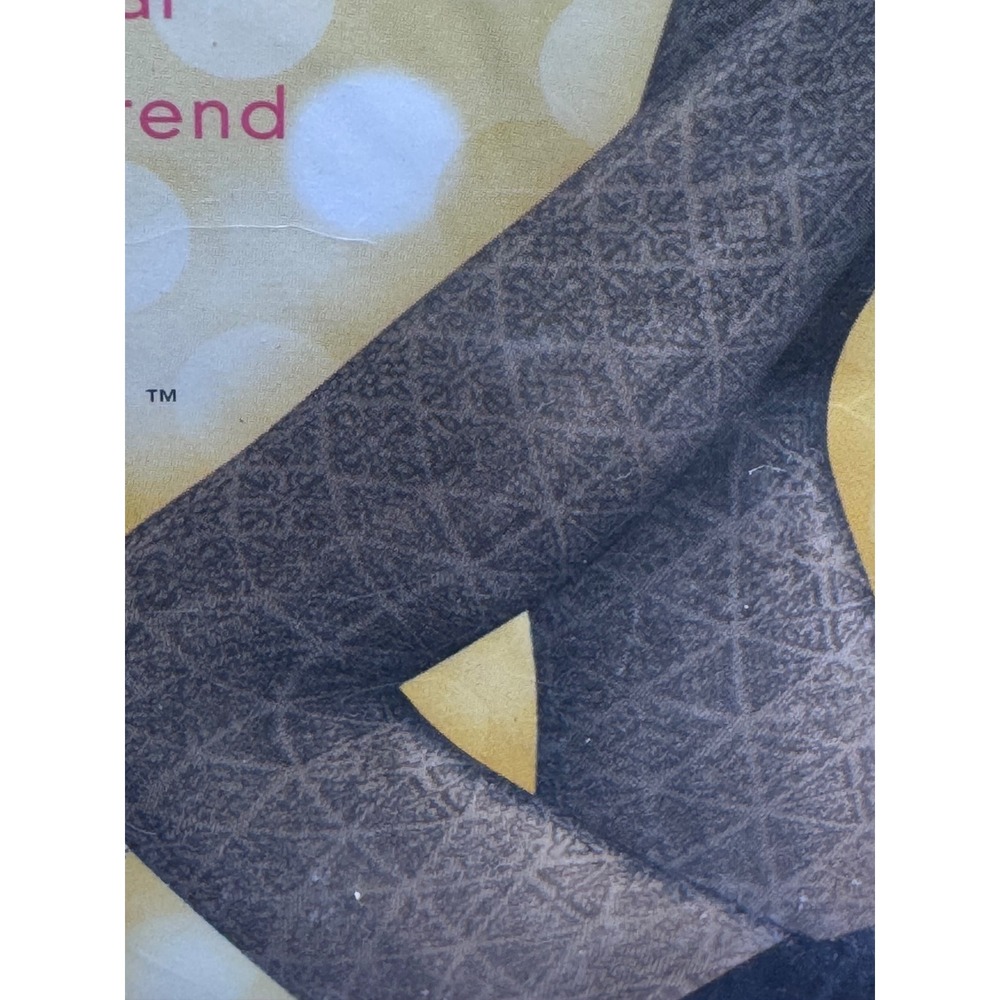 Star Power by Spanx Center-Stage Patterned Shaping Tights Nouveau Black Size A - Picture 5 of 5